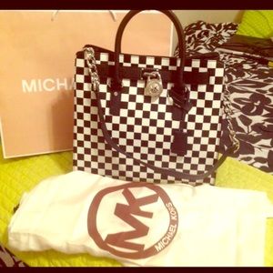 MK Hamilton Black/white checkered